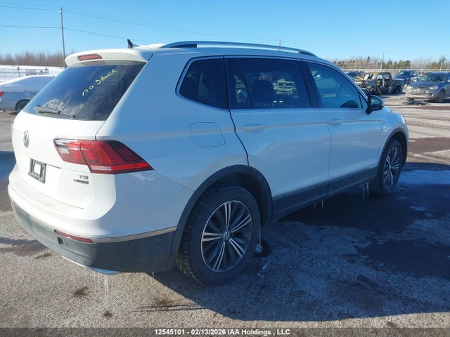 3VV4B7AX6JM142207 Volkswagen Tiguan Highline