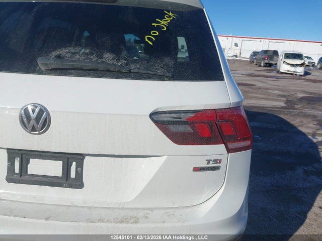 3VV4B7AX6JM142207 Volkswagen Tiguan Highline