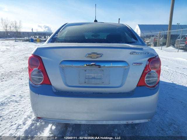 1G1JC5SB1G4167681 Chevrolet SONIC LT