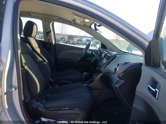 1G1JC5SB1G4167681 Chevrolet SONIC LT