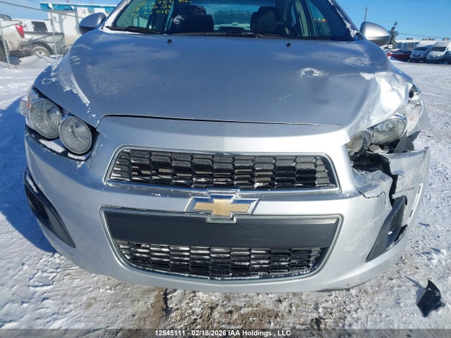 1G1JC5SB1G4167681 Chevrolet SONIC LT