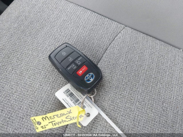 5TDGRKEC6SS247011 Toyota Sienna