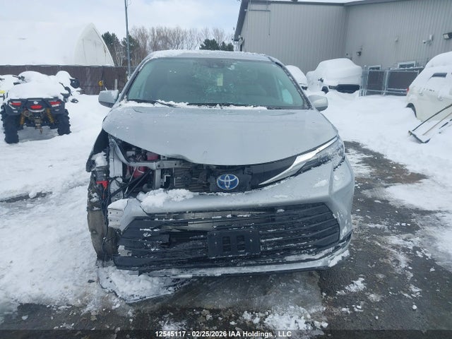 5TDGRKEC6SS247011 Toyota Sienna