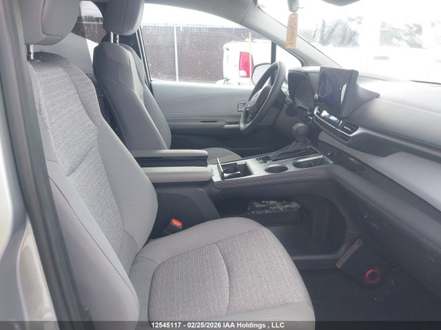 5TDGRKEC6SS247011 Toyota Sienna