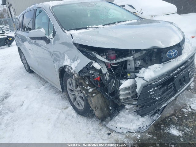5TDGRKEC6SS247011 Toyota Sienna
