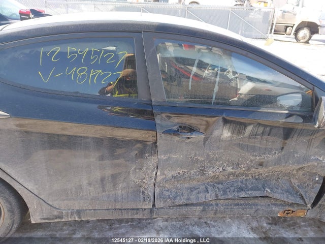 KMHDH4AH8GU481927 Hyundai Elantra
