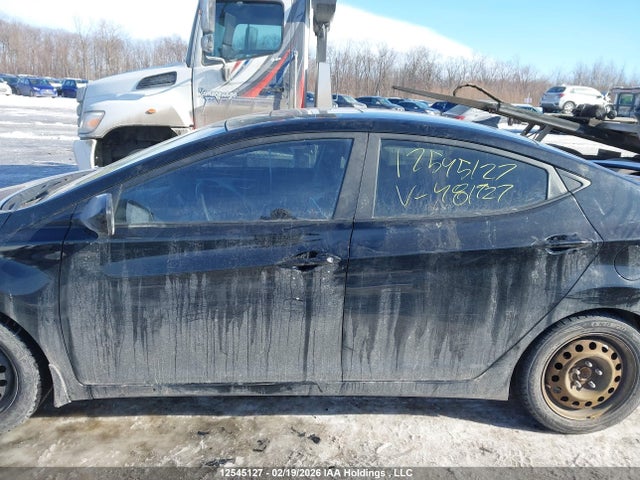 KMHDH4AH8GU481927 Hyundai Elantra