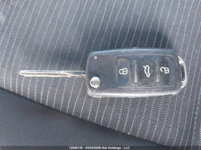 WVGHV7AX0GW576893 Volkswagen Tiguan