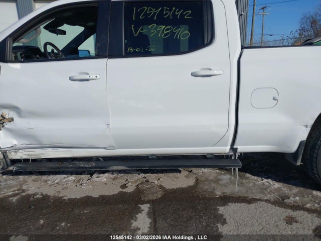 2024 Chevrolet Silverado K1500 Rst მანქანა იყიდება აუქციონზე, vin: 3GCPDEEK7RG398410, აუქციონის ნომერი: 12545142