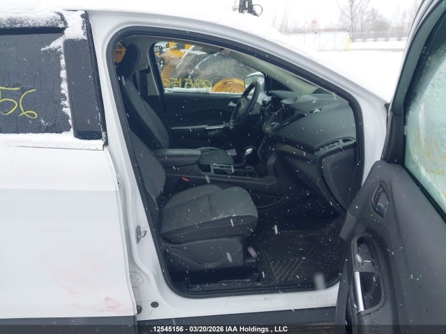 1FMCU9GD8KUB15791 Ford ESCAPE SE