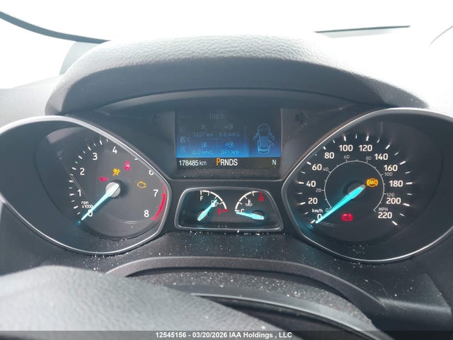 1FMCU9GD8KUB15791 Ford ESCAPE SE