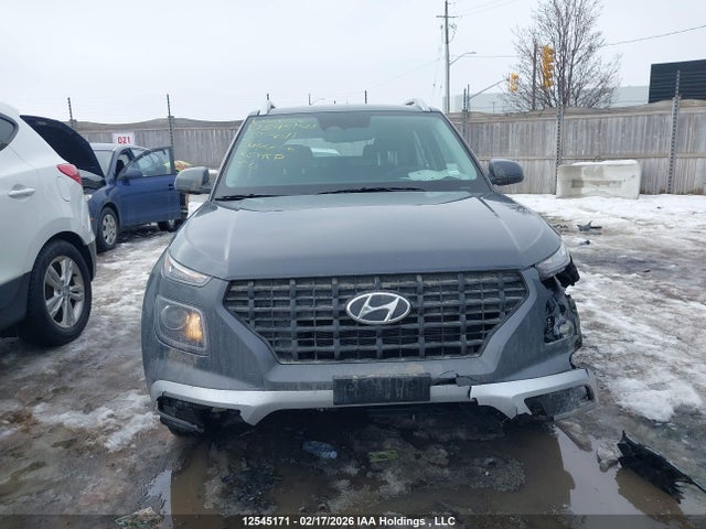 KMHRC8A36RU327011 Hyundai Venue Sel/limited