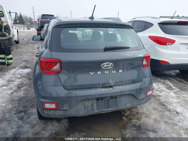 KMHRC8A36RU327011 Hyundai Venue Sel/limited