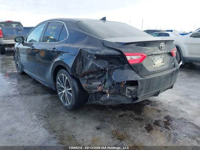 4T1B11HK0JU129962 Toyota CAMRY SE
