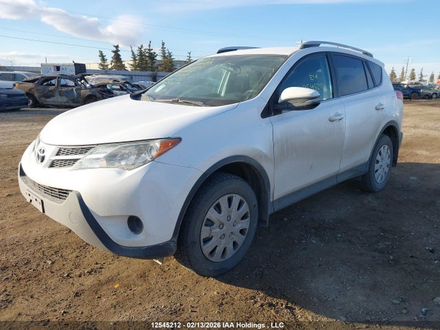 2T3ZFREV5FW227381 Toyota RAV4 LE