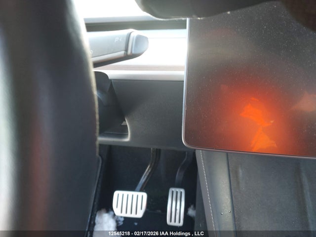 7SAYGDEF5NF519883 Tesla Model Y Performance