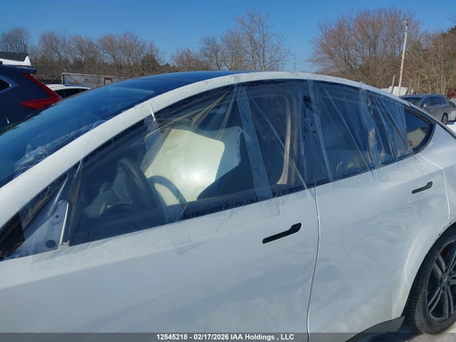 7SAYGDEF5NF519883 Tesla Model Y Performance