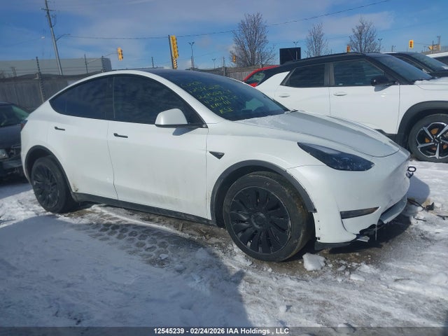 7SAYGDEE5NF564958 Tesla Model Y Long Range