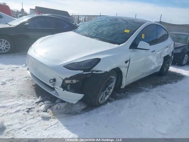 7SAYGDEE5NF564958 Tesla Model Y Long Range