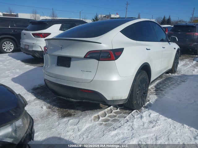 7SAYGDEE5NF564958 Tesla Model Y Long Range