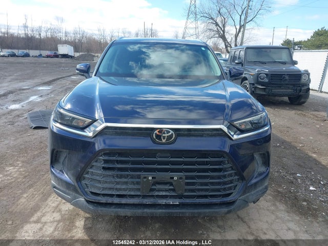 2024 Toyota Grand Highlander Xle მანქანა იყიდება აუქციონზე, vin: 5TDAAAB57RS058987, აუქციონის ნომერი: 12545242