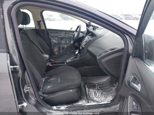 1FADP3K27GL380854 Ford FOCUS SE