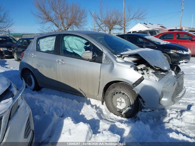 VNKKTUD30HA074544 Toyota YARIS LE