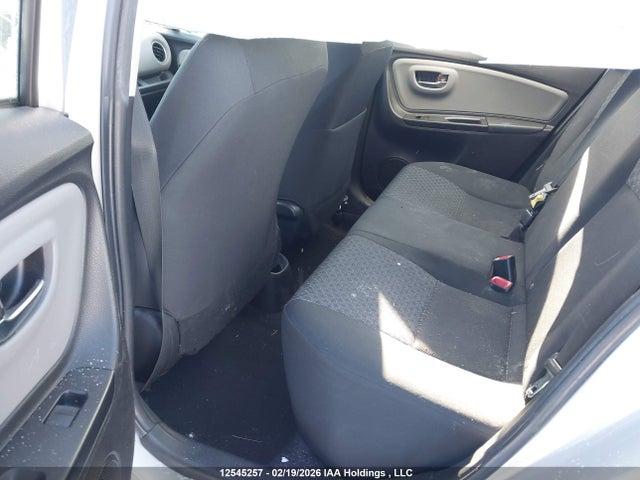 VNKKTUD30HA074544 Toyota YARIS LE