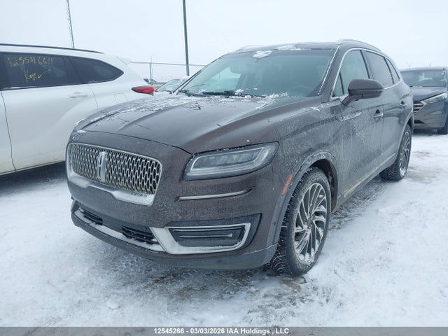 2LMPJ8L98KBL10578 Lincoln Nautilus Reserve