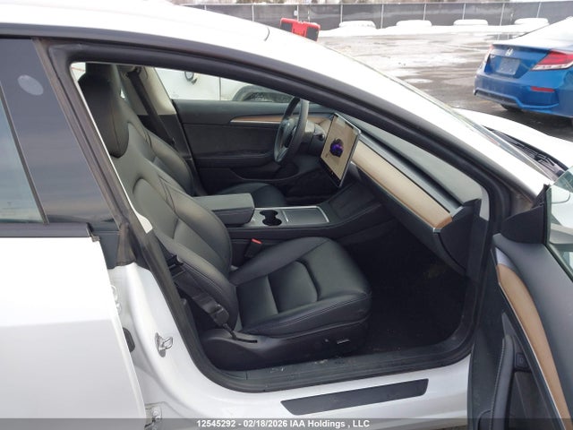 5YJ3E1EA8NF337028 Tesla MODEL 3