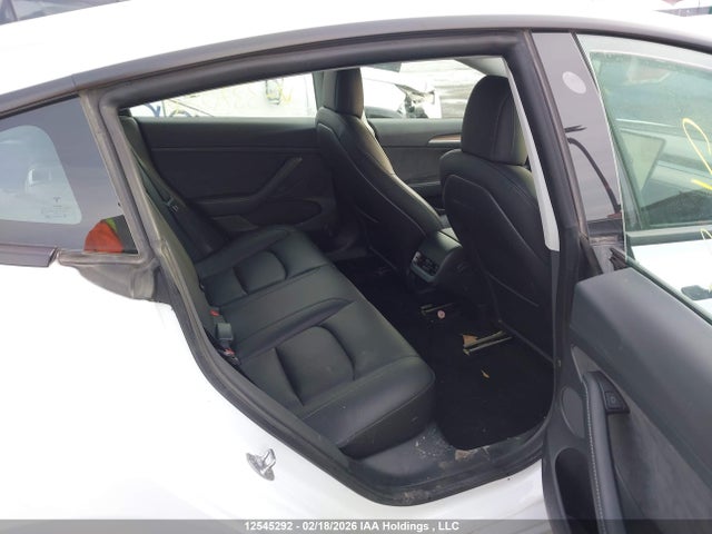 5YJ3E1EA8NF337028 Tesla MODEL 3