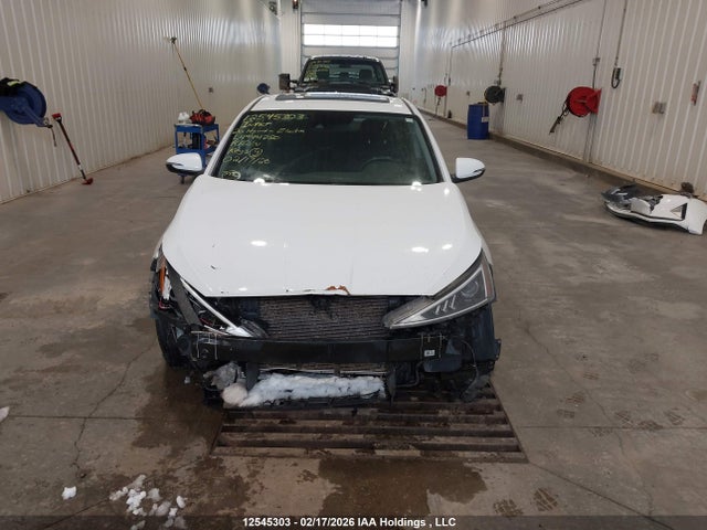 2020 Hyundai Elantra Preferred With Sun And Safety Package Auto Ivt მანქანა იყიდება აუქციონზე, vin: KMHD84LF4LU944250, აუქციონის ნომერი: 12545303