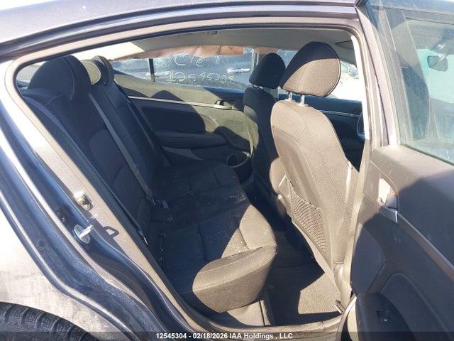 KMHD84LFXHU121376 Hyundai ELANTRA GL