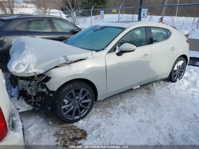 JM1BPBMM4S1789814 Mazda Mazda3 Gt