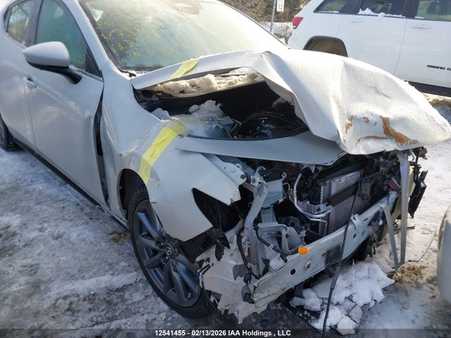JM1BPBMM4S1789814 Mazda Mazda3 Gt