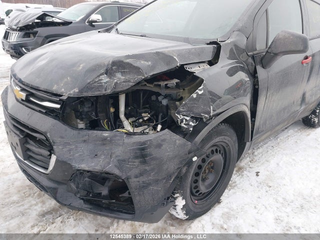 3GNCJKSBXJL163710 Chevrolet TRAX LS