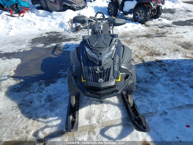 2BPSGDPA6PV000084 Skidoo Tundra