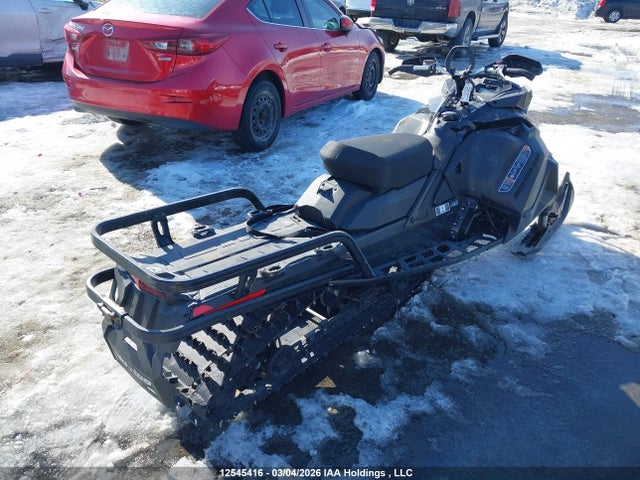 2BPSGDPA6PV000084 Skidoo Tundra