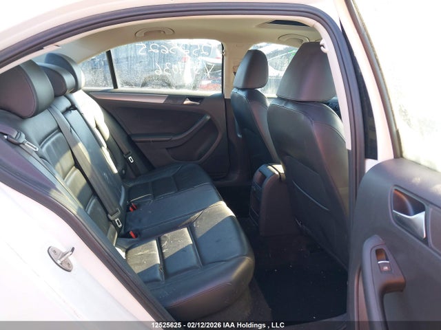 3VWL17AJ5HM337036 Volkswagen Jetta 1.8 Tsi Highline