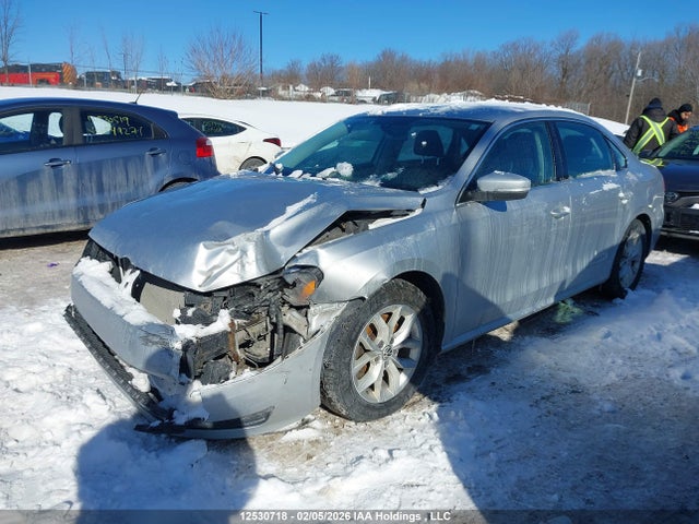 1VWAS7A37FC115411 Volkswagen Passat 1.8 Tsi Trendline