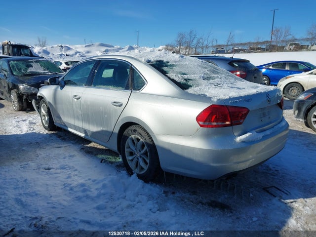1VWAS7A37FC115411 Volkswagen Passat 1.8 Tsi Trendline