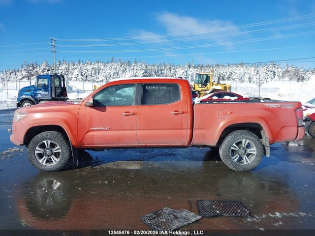 5TFDZ5BN8JX033317 Toyota Tacoma Dbl Cab/sr5/trd Sport/or