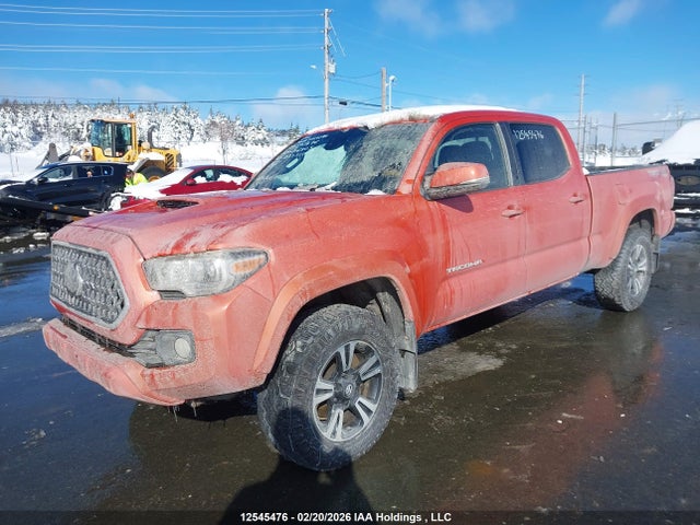 5TFDZ5BN8JX033317 Toyota Tacoma Dbl Cab/sr5/trd Sport/or