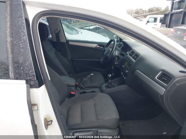 3VWWL7AJ1EM425729 Volkswagen JETTA TDI