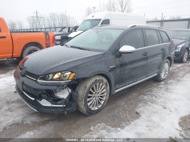 12545491 :رقم المزاد ، 3VWH17AU9HM532444 vin ، 2017 Volkswagen Golf Alltrack 1.8 Tsi مزاد بيع