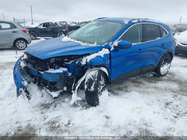 1FMCU9DZXMUA40790 Ford Escape Titanium Hybrid