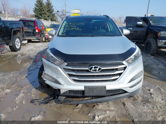 12545525 :رقم المزاد ، KM8J3CA46HU382260 vin ، 2017 Hyundai Tucson Luxury مزاد بيع