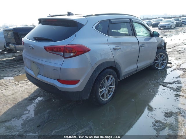 12545525 :رقم المزاد ، KM8J3CA46HU382260 vin ، 2017 Hyundai Tucson Luxury مزاد بيع