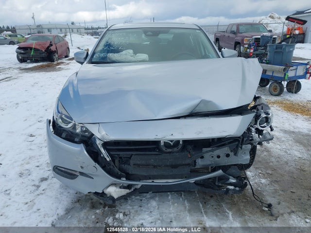 3MZBN1L72JM240123 Mazda Mazda3 50th Anniversary Edition/gs