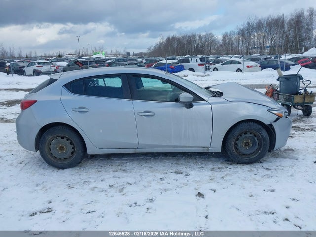 3MZBN1L72JM240123 Mazda Mazda3 50th Anniversary Edition/gs